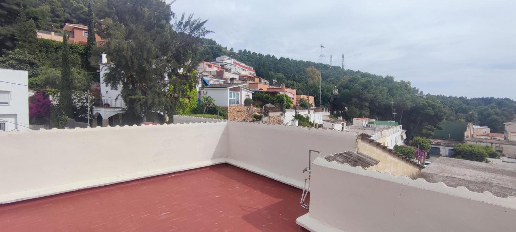 House & Pool *