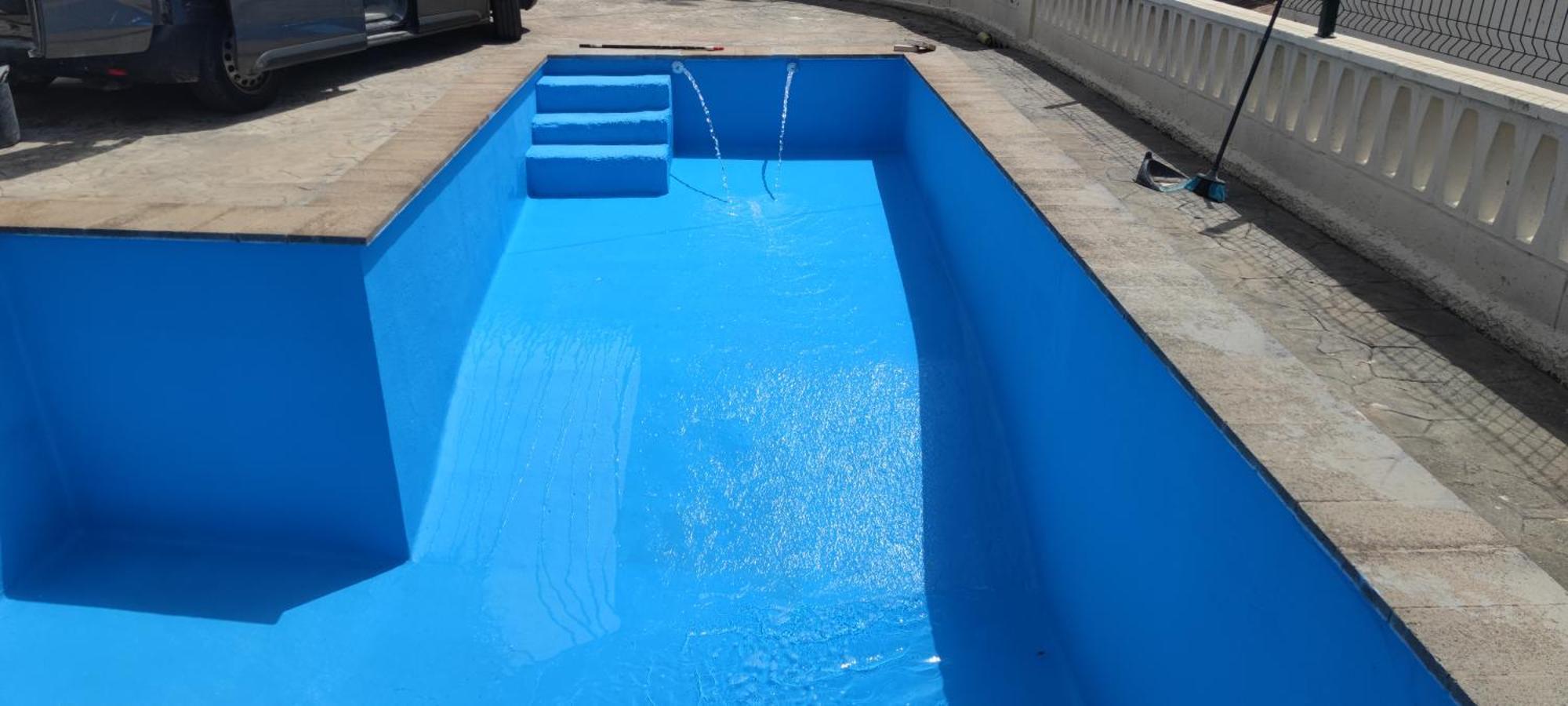 House & Pool Ferienhaus *